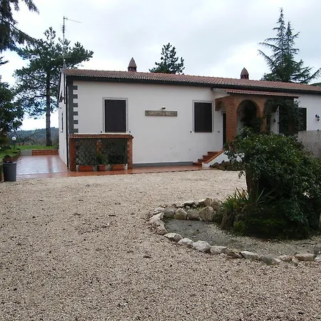 Tatil Evi I Poggi Sorano (Grosseto)